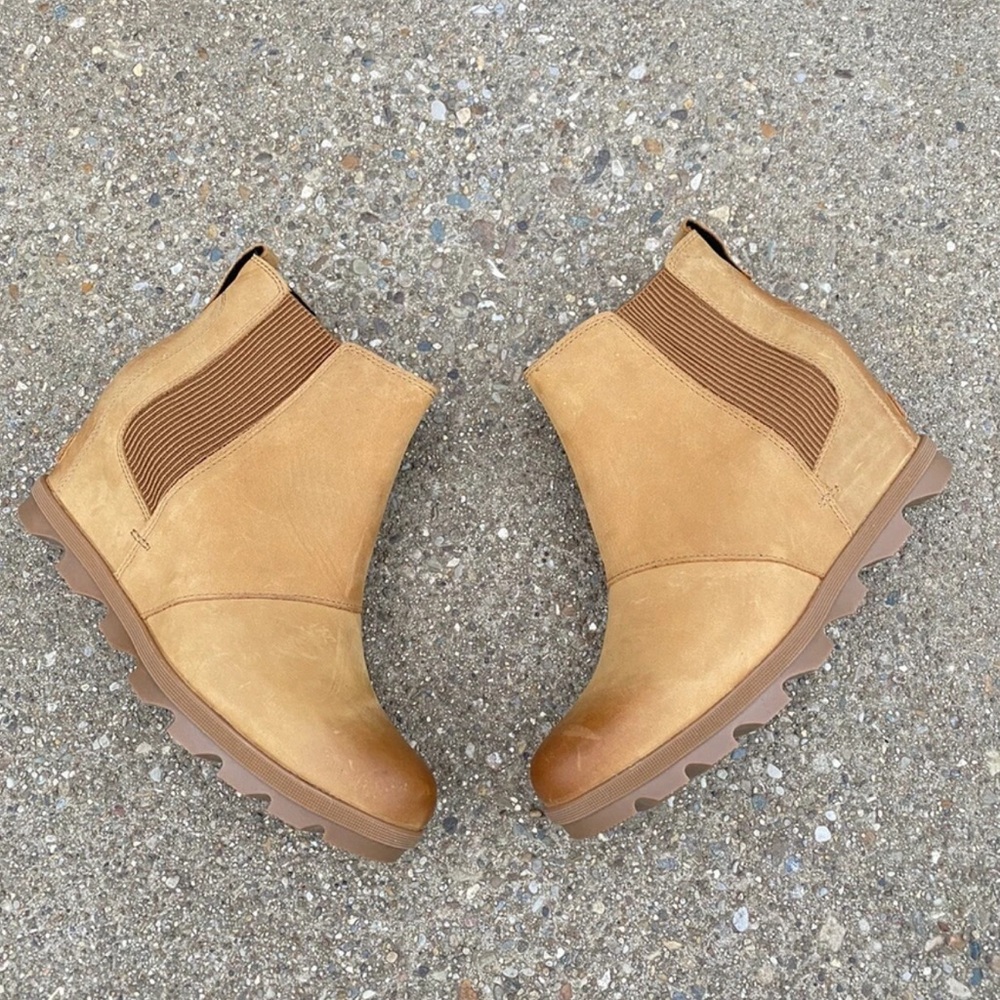 SOREL Joan of Arctic Wedge II Chelsea Boot Women's 12